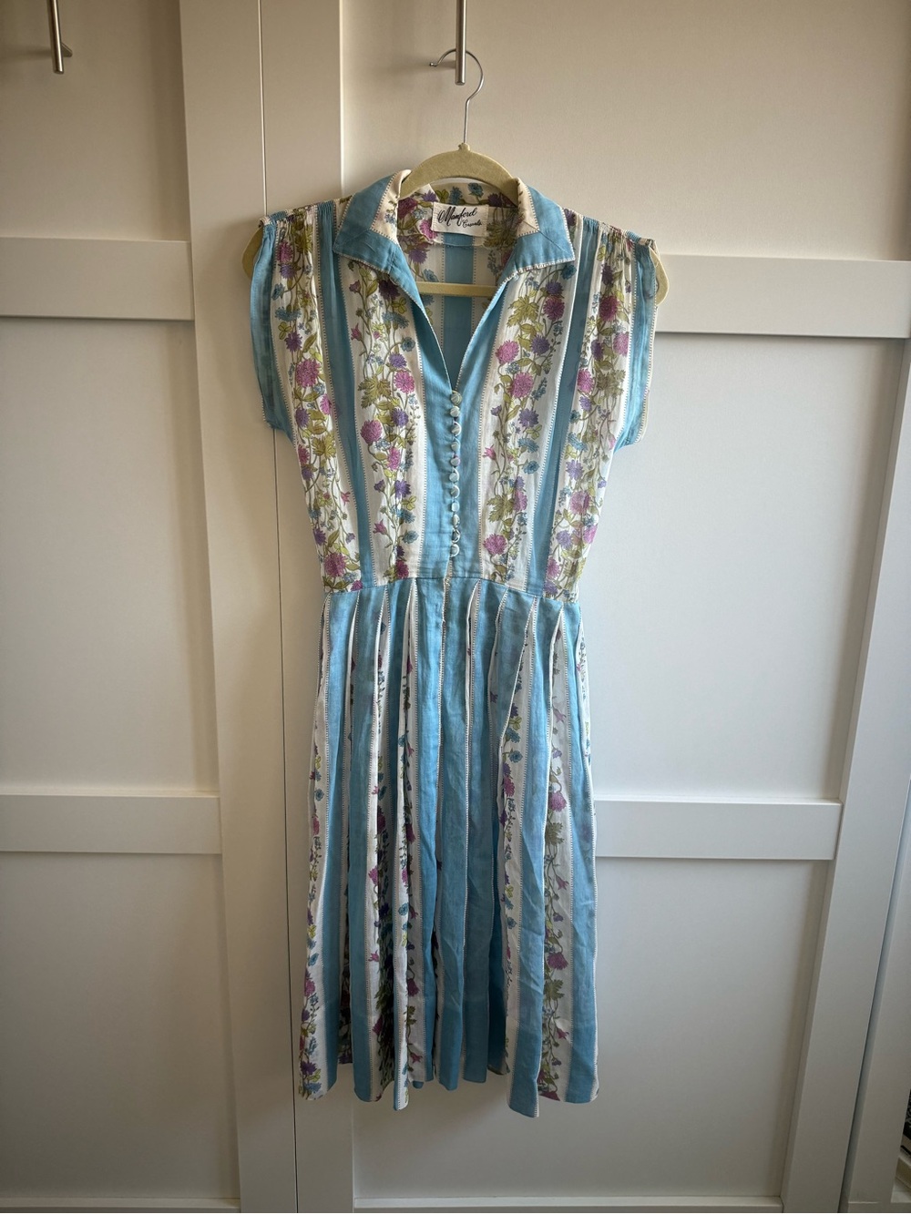 Vintage Blue and Cream Floral-Stripe Dress - Picture 2 of 7